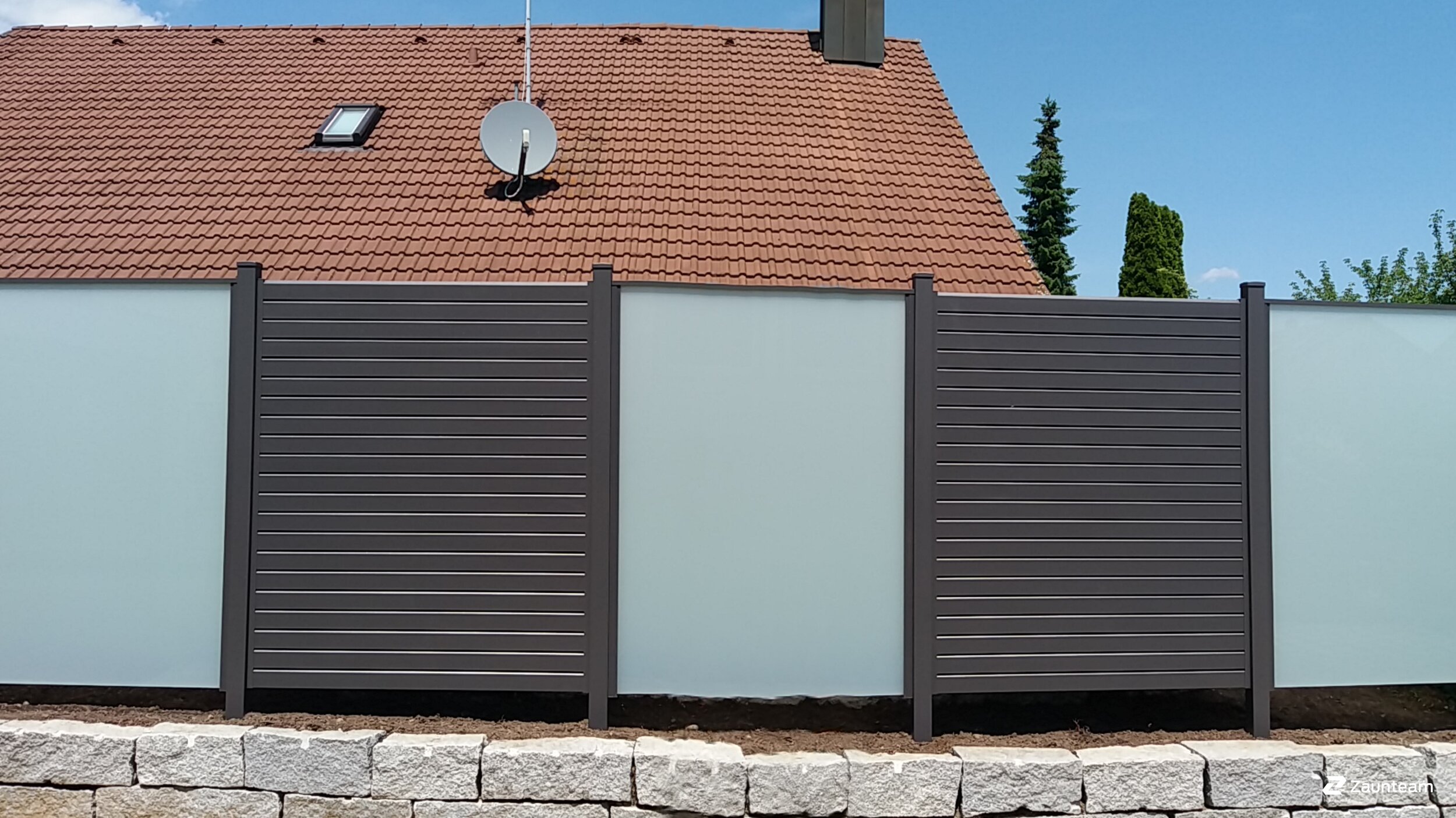Aluminium Sichtschutz aus dem 2019 in 78224 Singen - Überlingen a. R.  Deutschland von Zaunteam Konstanz-Hegau.