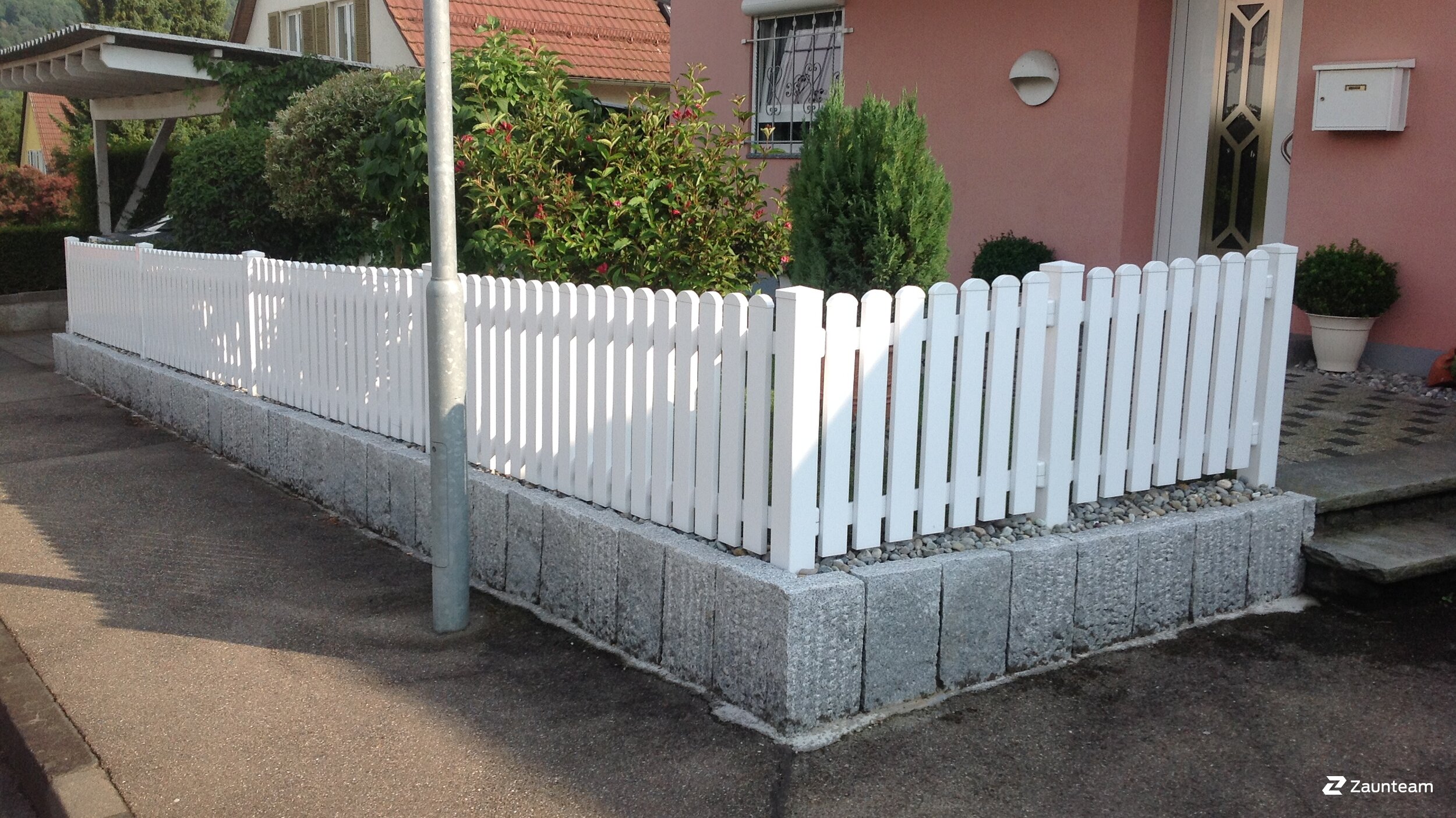 Clôture en matière plastique de 2017 à 78247 Hilzingen Allemagne de Zaunteam Konstanz-Hegau.
