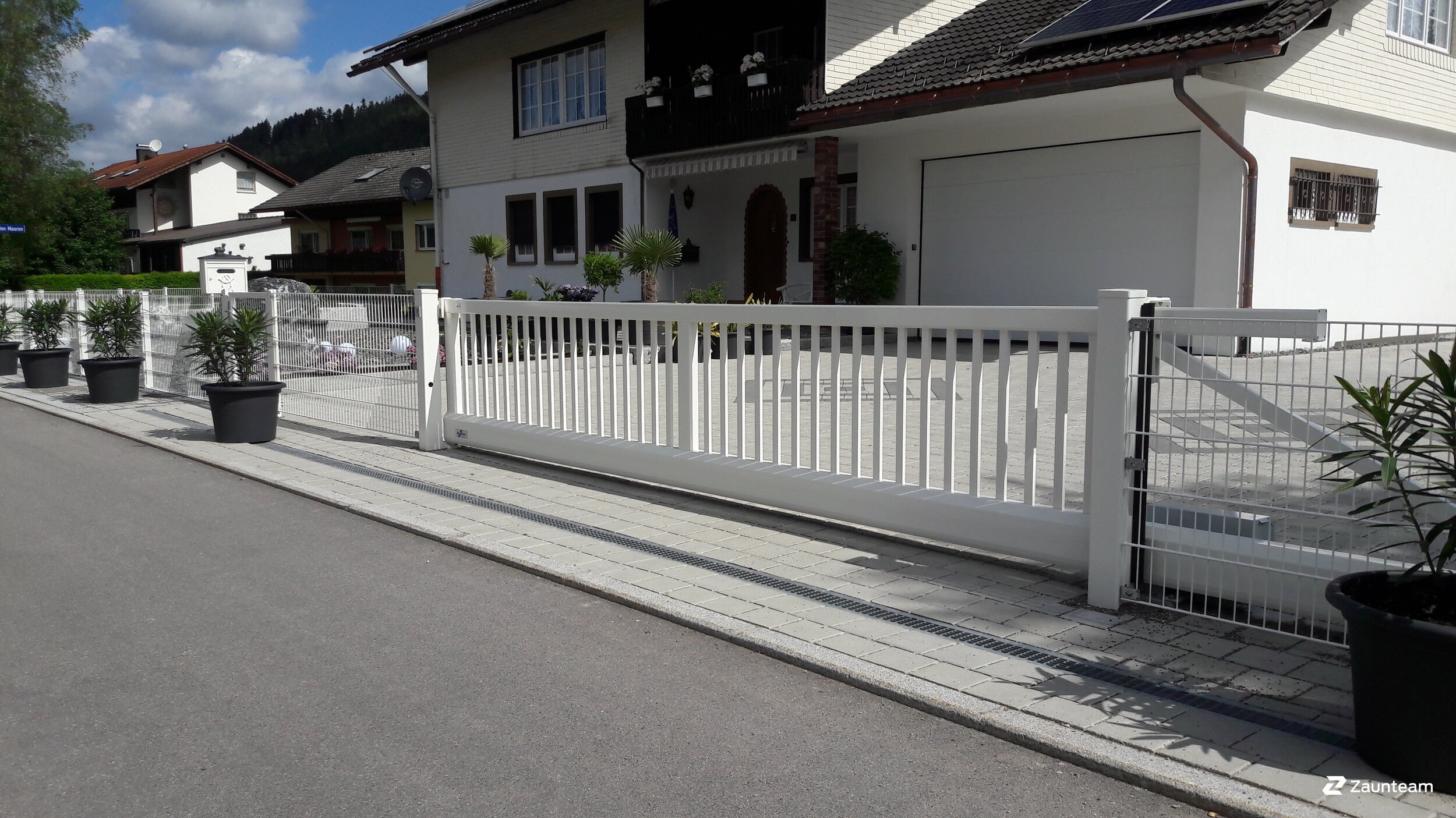 Automatische Tore aus dem 2018 in 79838 Häusern Deutschland von Zaunteam Granacher.