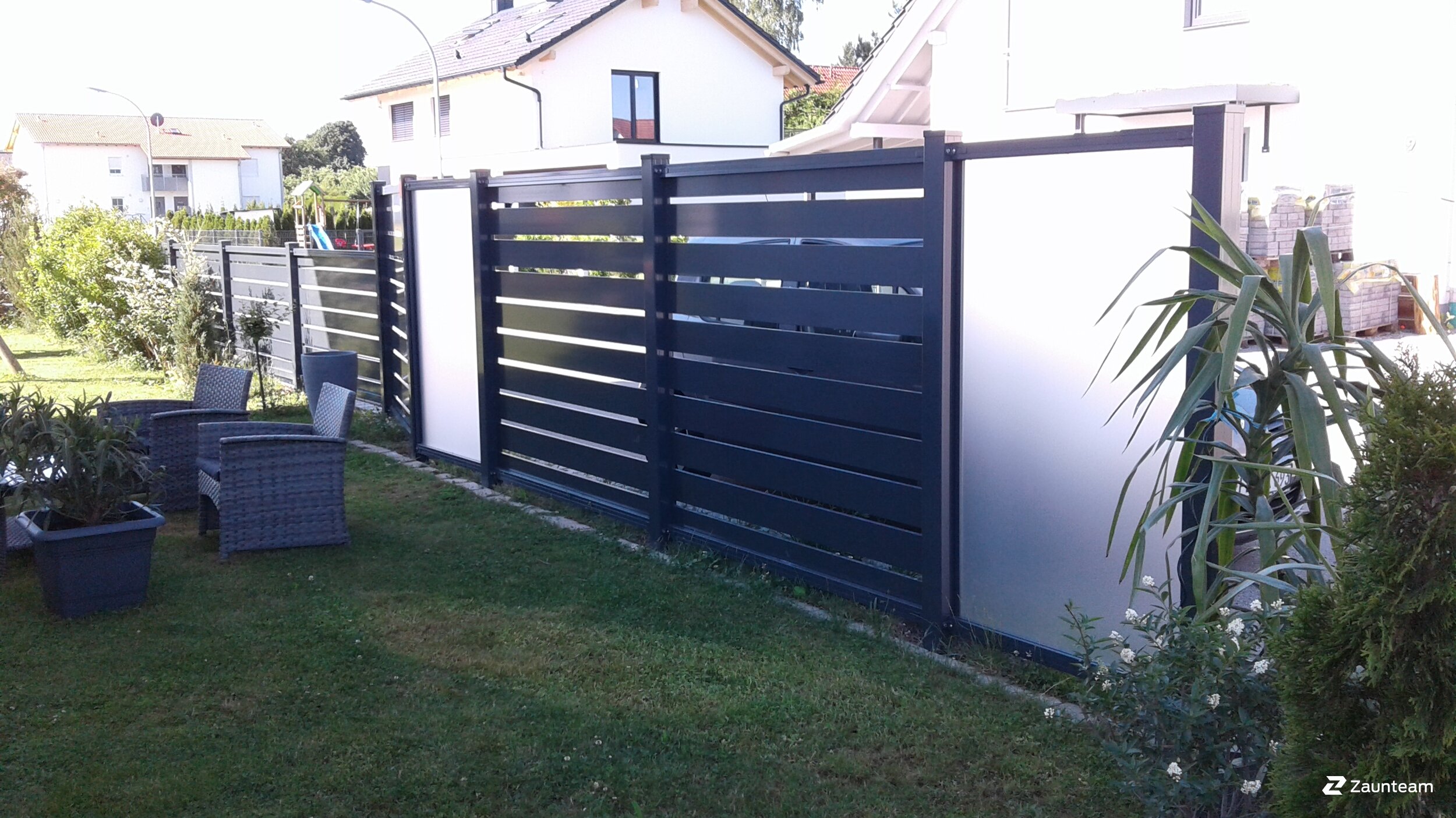 Aluminium Sichtschutz aus dem 2023 in 82272 Moorenweis Deutschland von Zaunteam Ammersee.