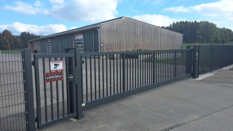 Automatische Tore aus dem 2025 in 86919 Achselschwang Deutschland von Zaunteam Ammersee.