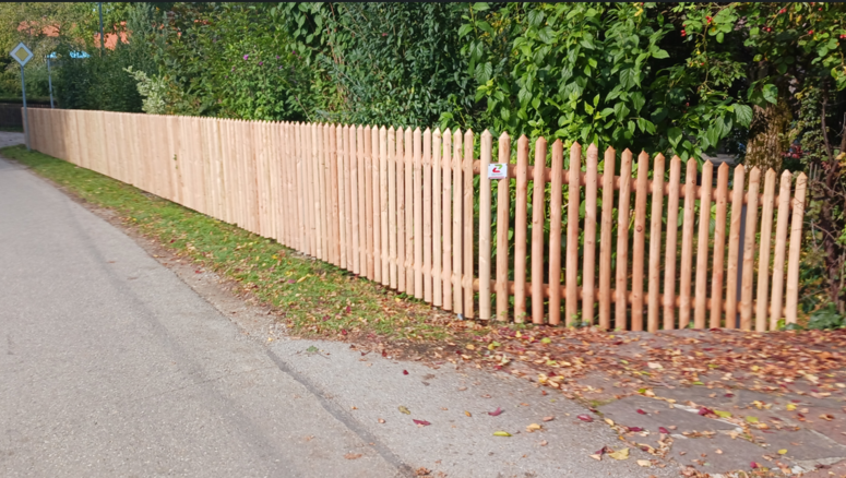 Palisadenzaun aus dem 2025 in 86949 Steinebach Deutschland von Zaunteam Ammersee.