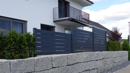 Aluminium Sichtschutz aus dem 2018 in 4537 Wiedlisbach Schweiz von Zaunteam Mittelland GmbH.