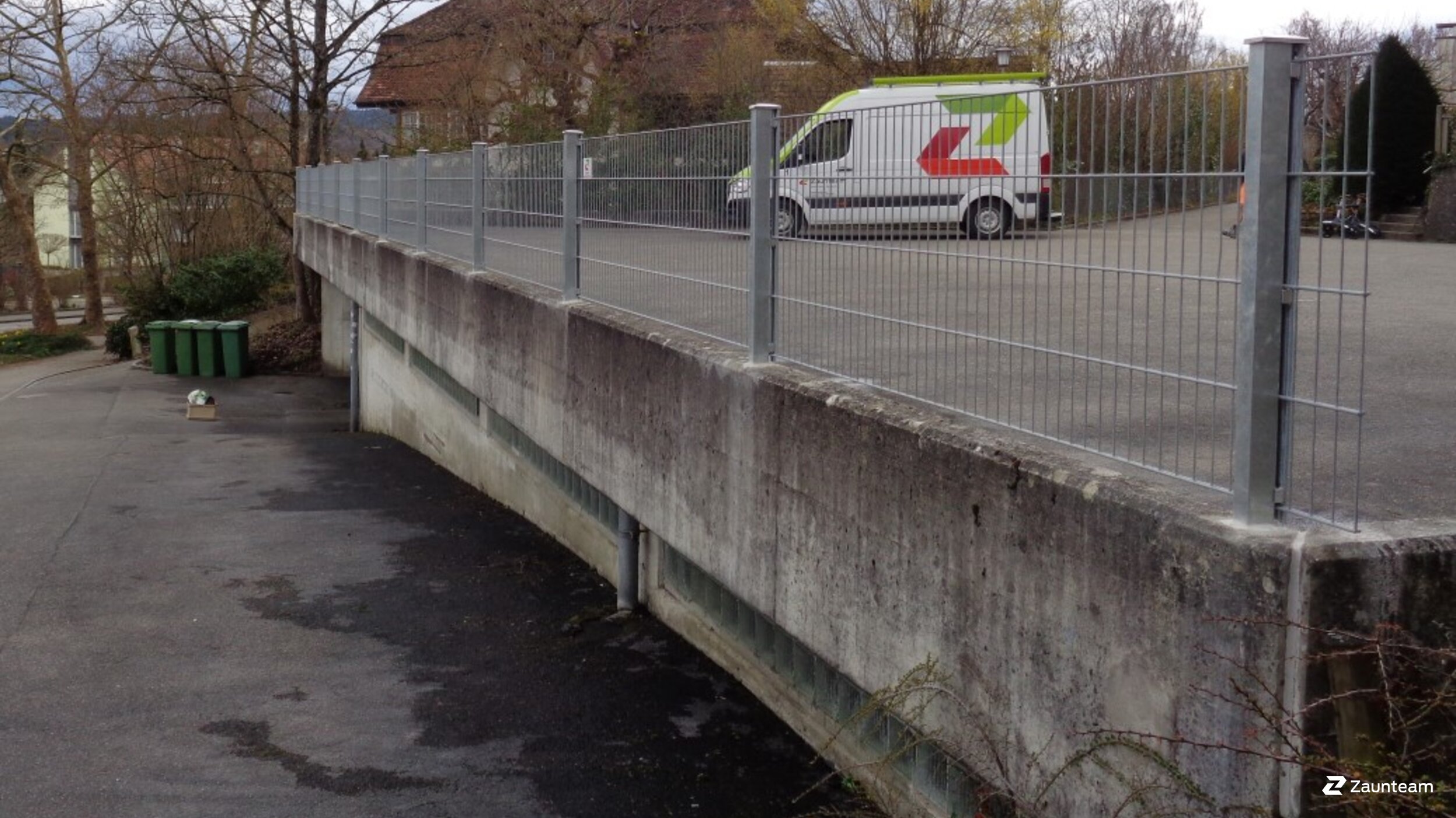 Doppelstabmattenzaun aus dem 2018 in 4900 Langenthal Schweiz von Zaunteam Mittelland GmbH.