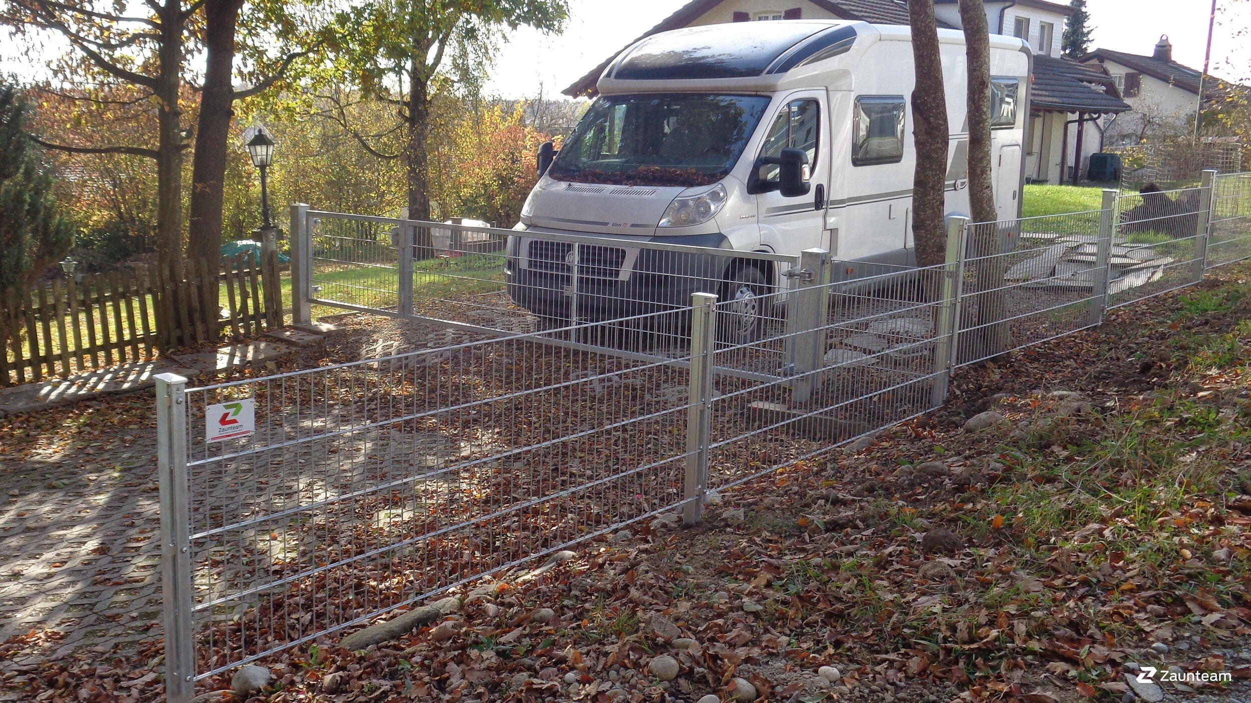 Doppelstabmattenzaun aus dem 2016 in 4912 Aarwangen Schweiz von Zaunteam Mittelland GmbH.