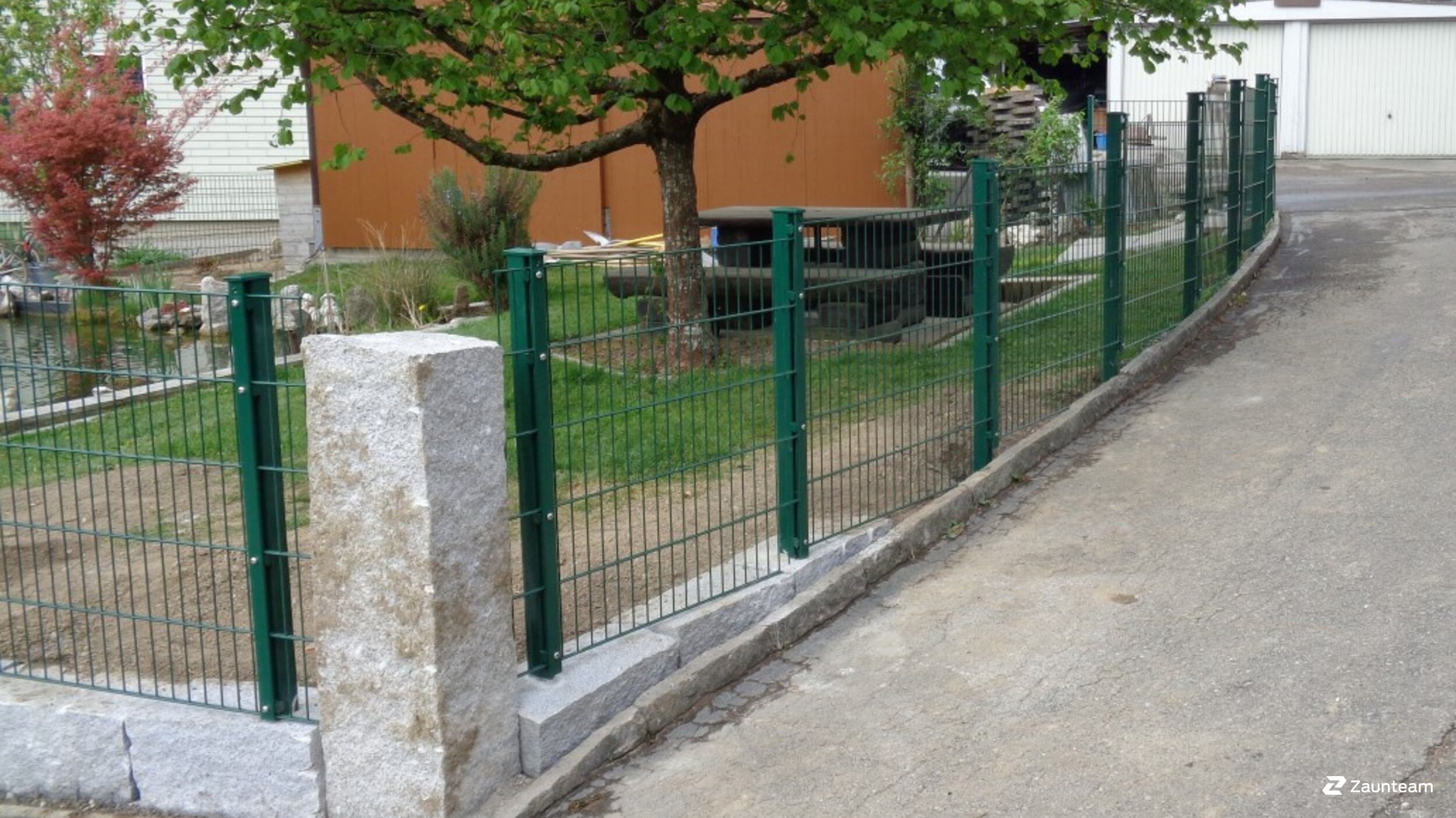 Doppelstabmattenzaun aus dem 2018 in 4703 Kestenholz Schweiz von Zaunteam Mittelland GmbH.