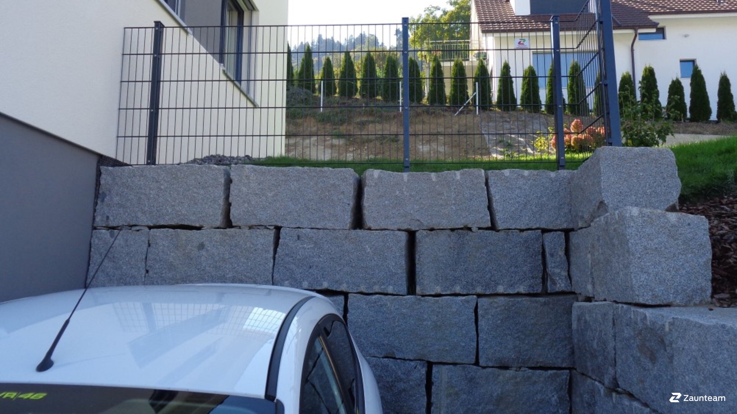 Doppelstabmattenzaun aus dem 2018 in 3414 Oberburg Schweiz von Zaunteam Mittelland GmbH.
