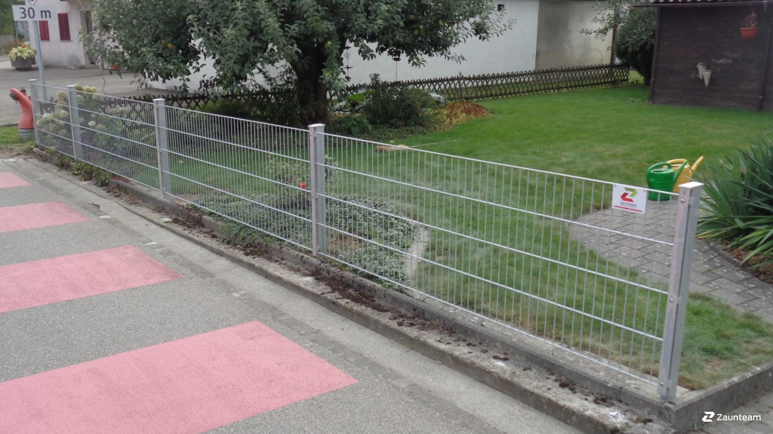 Doppelstabmattenzaun aus dem 2017 in 3362 Niederönz Schweiz von Zaunteam Mittelland GmbH.