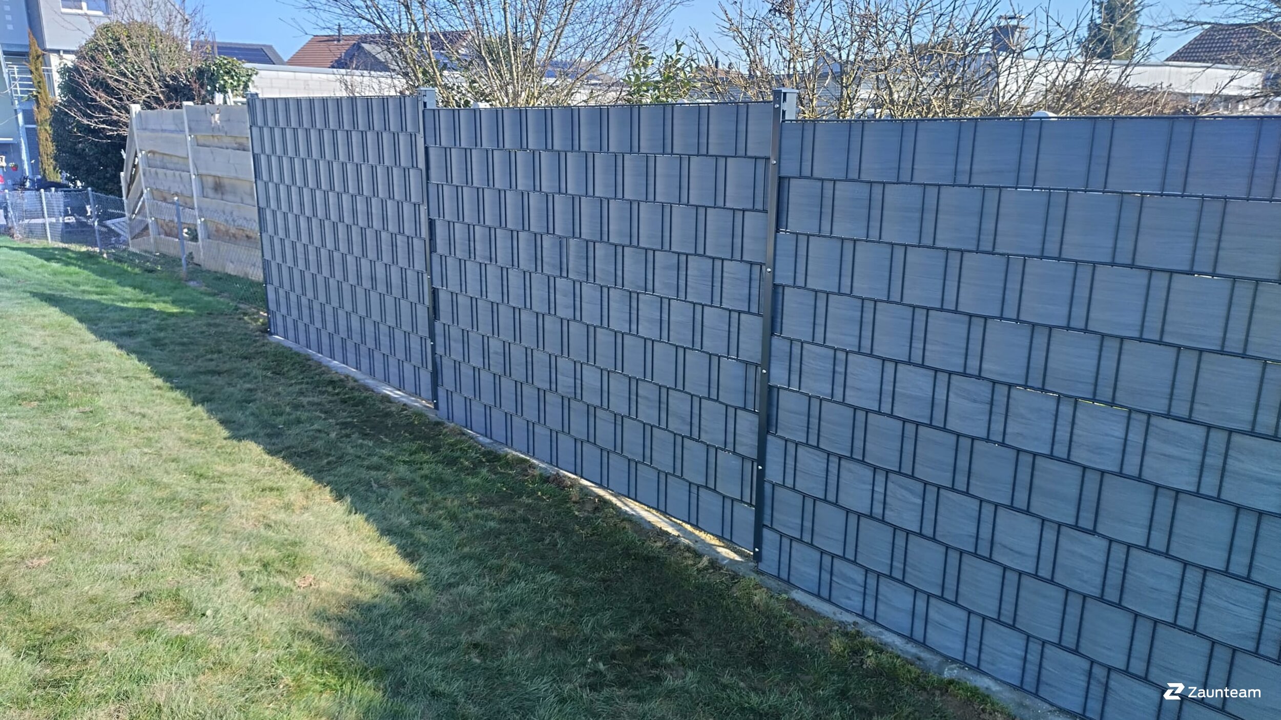 Protection brise-vue en tressage de 2026 à 3362 Niederönz Suisse de Zaunteam Mittelland GmbH.