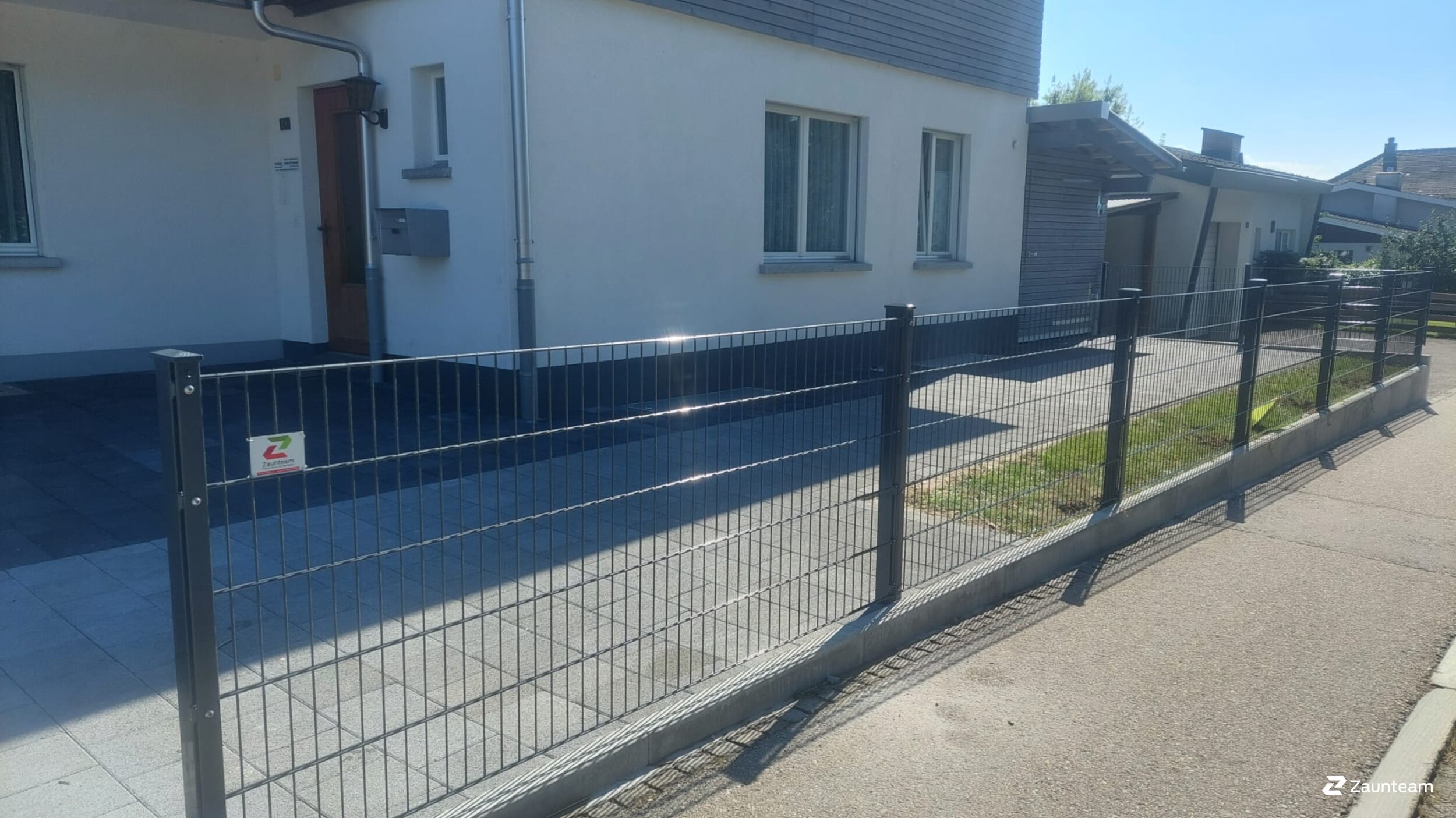 Doppelstabmattenzaun aus dem 2026 in 3454 Sumiswald Schweiz von Zaunteam Mittelland GmbH.