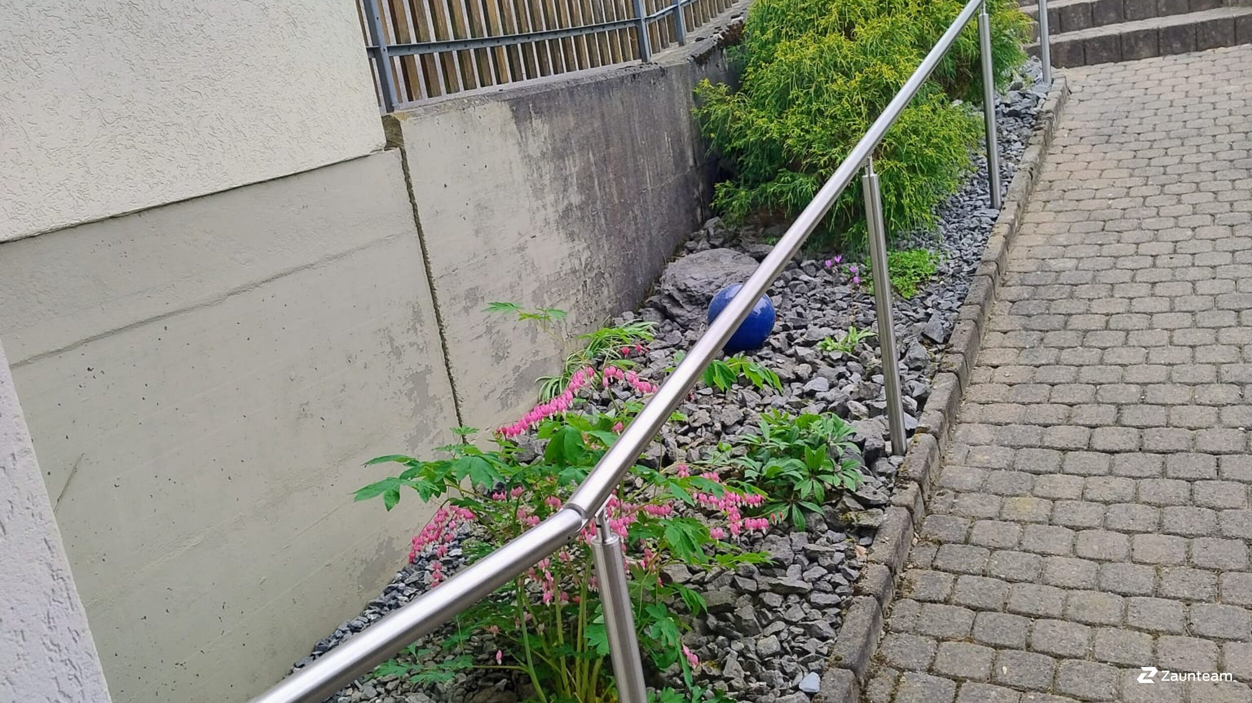 Geländer und Handläufe aus dem 2026 in 4936 Kleindietwil Schweiz von Zaunteam Mittelland GmbH.