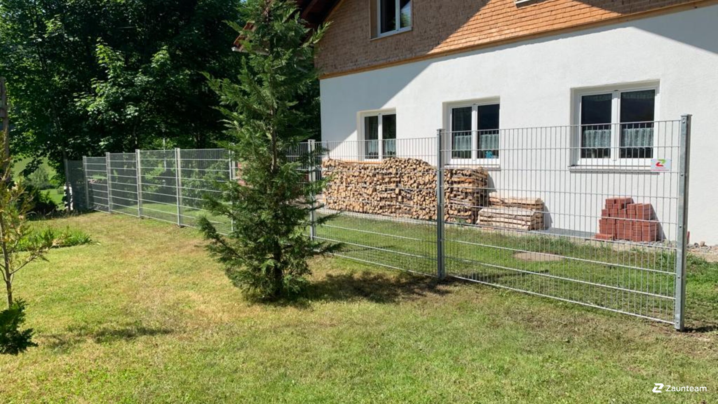 Doppelstabmattenzaun aus dem 2022 in 87534 Oberstaufen Deutschland von Zaunteam Allgäu.