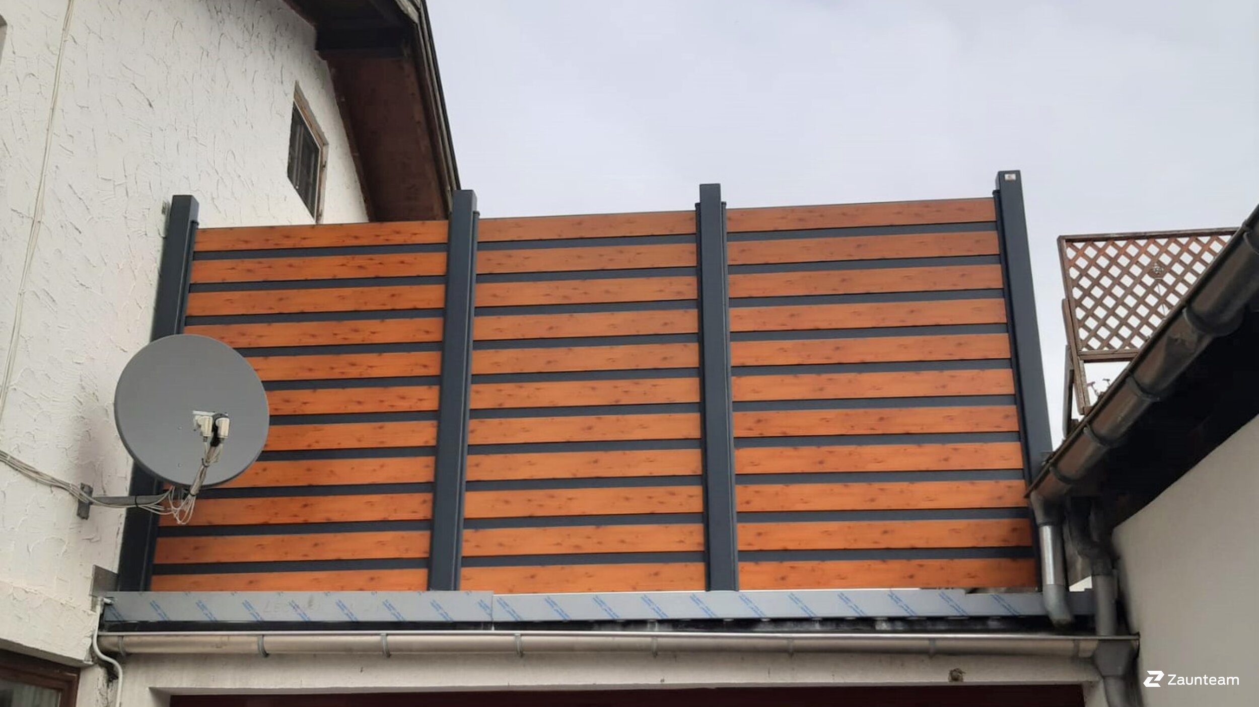 Aluminium Sichtschutz aus dem 2022 in 6600 Reutte Österreich von Zaunteam Allgäu.