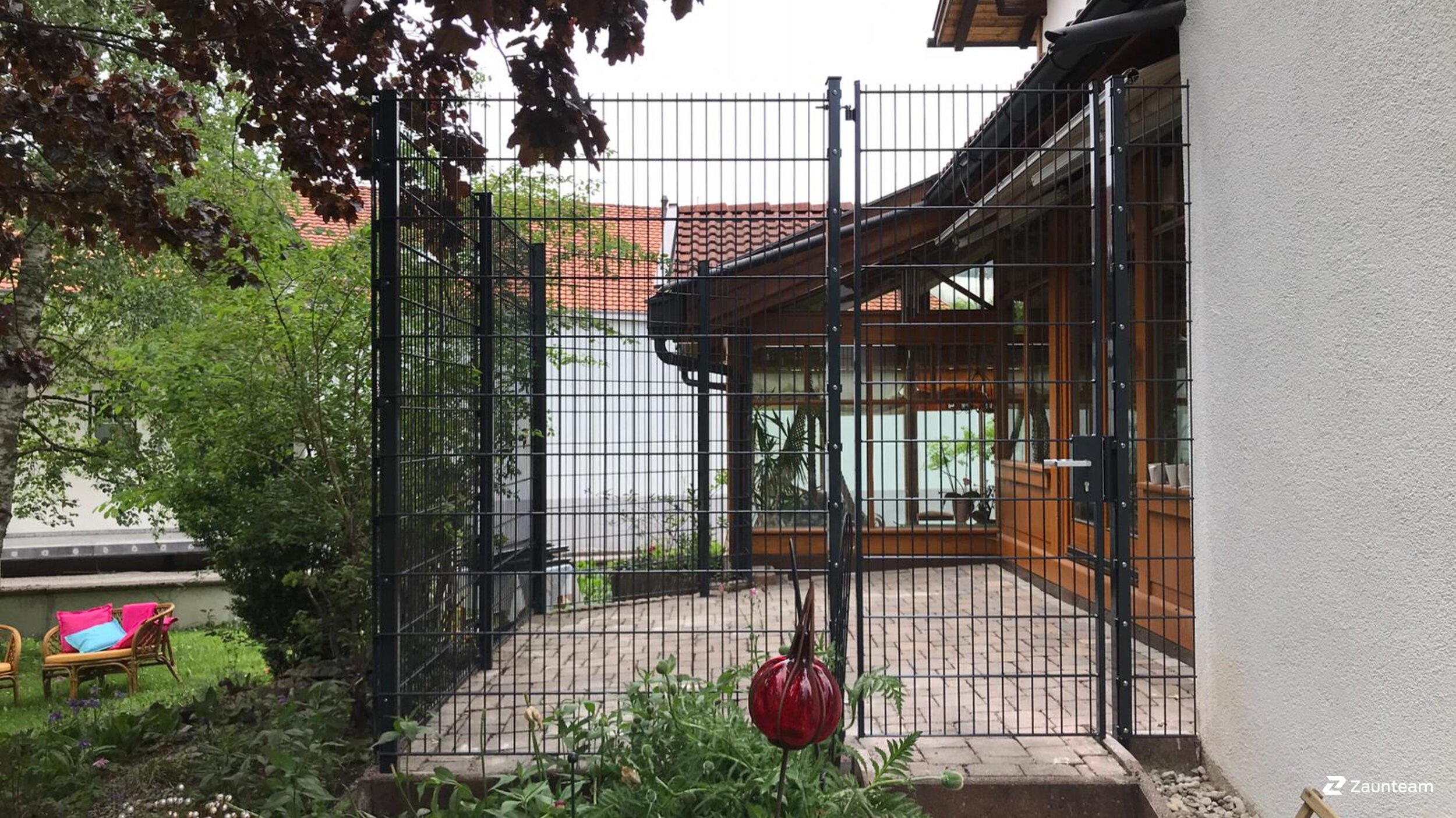 Doppelstabmattenzaun aus dem 2019 in 6673 Grän Österreich von Zaunteam Allgäu.