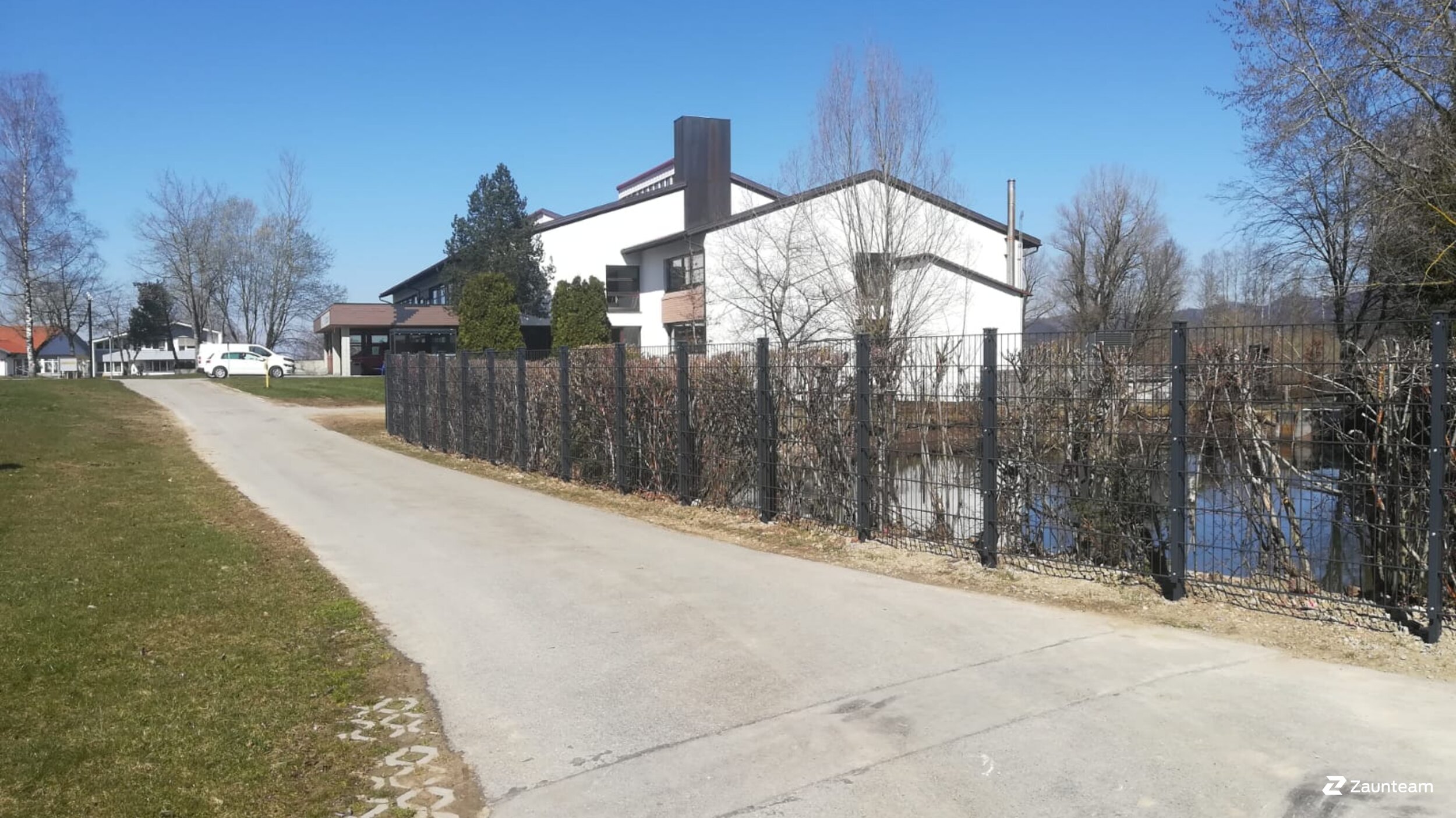 Doppelstabmattenzaun aus dem 2020 in 88316 Isny Deutschland von Zaunteam Allgäu.