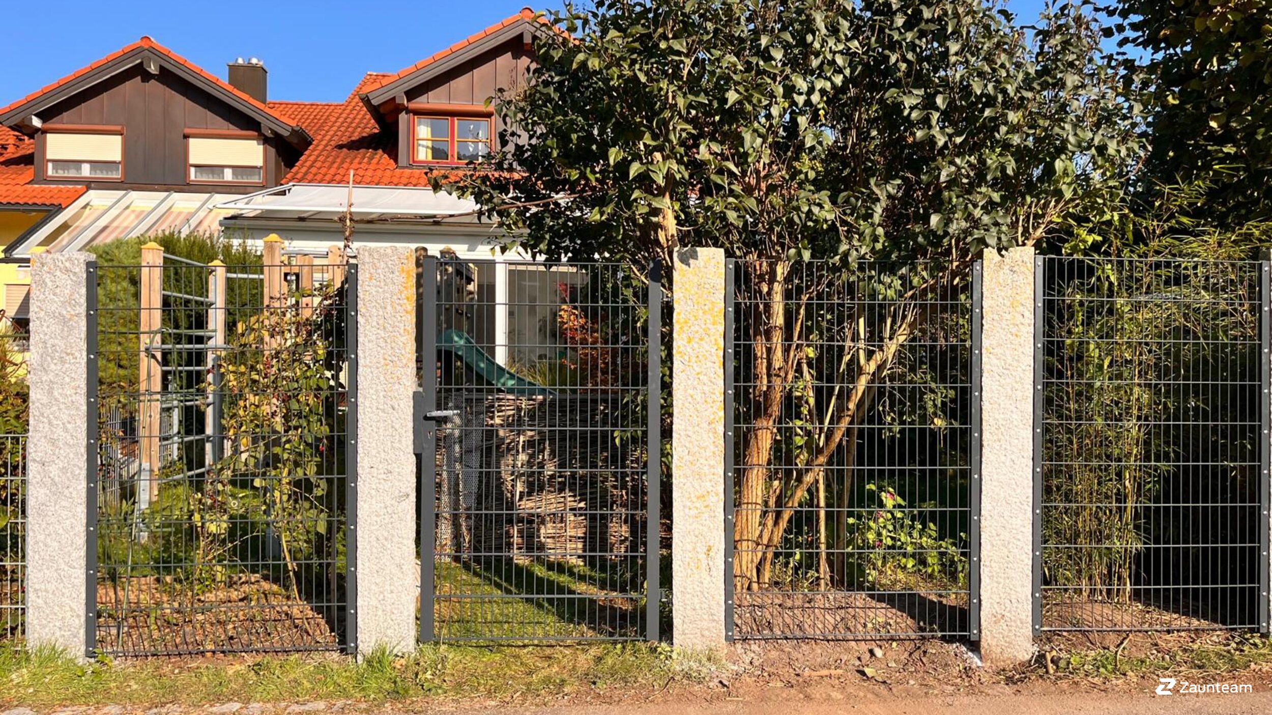 Clôture en panneau double fil de 2024 à 87437 Kempten Allemagne de Zaunteam Allgäu.