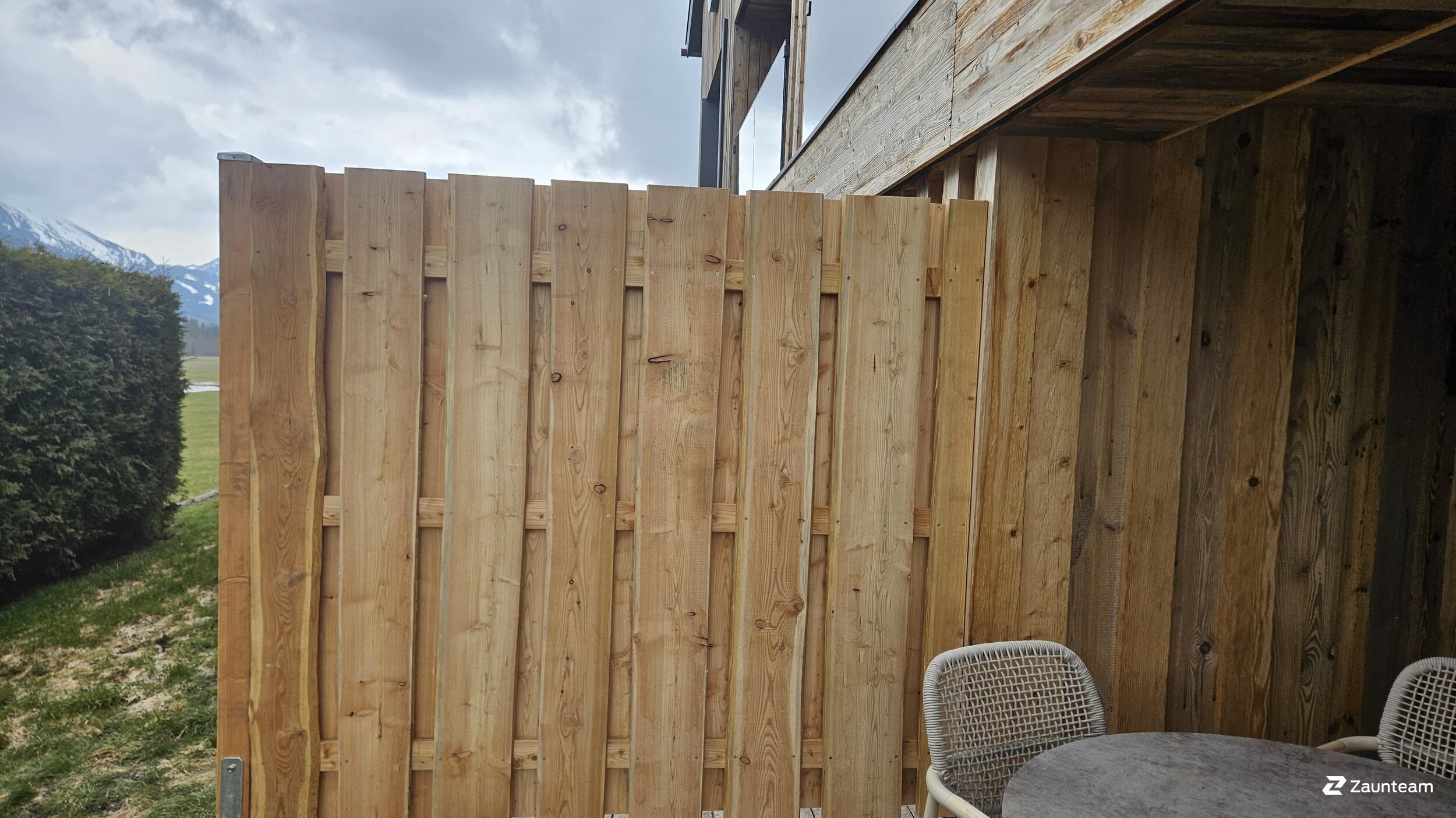 Holz Sichtschutz aus dem 2025 in 6673 Grän Deutschland von Zaunteam Allgäu.