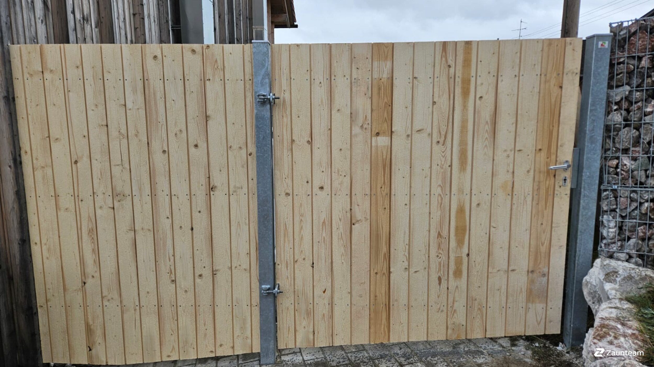 Holz Sichtschutz aus dem 2024 in 87466 Oy-Mittelberg Deutschland von Zaunteam Allgäu.