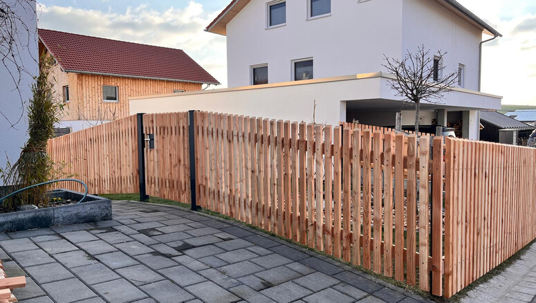 Lärchenzaun aus dem 2026 in 87657 Görisried Deutschland von Zaunteam Allgäu.