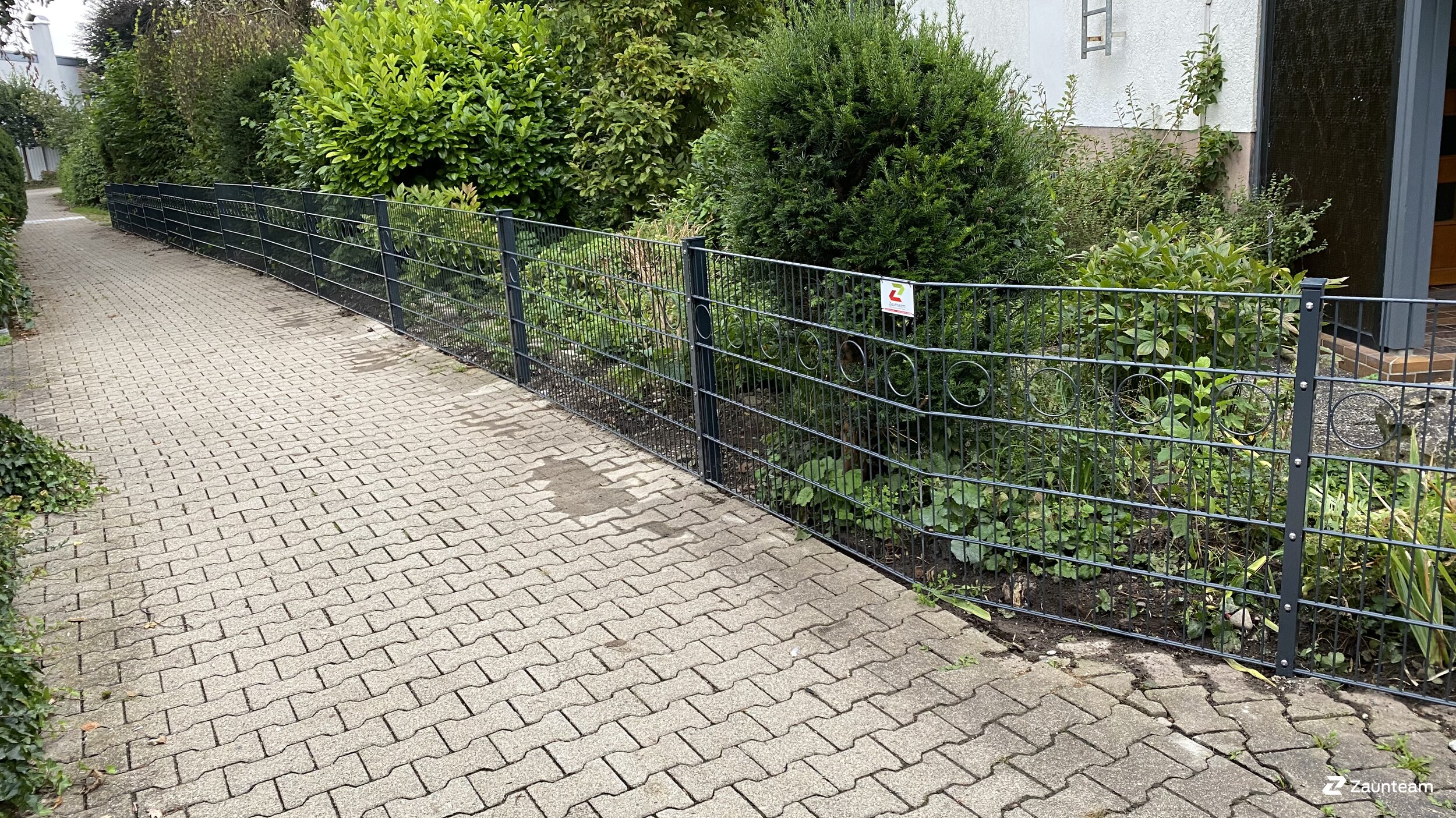 Deko-Doppelstabmattenzaun aus dem 2021 in 89597 Munderkingen Deutschland von Zaunteam Oberschwaben.