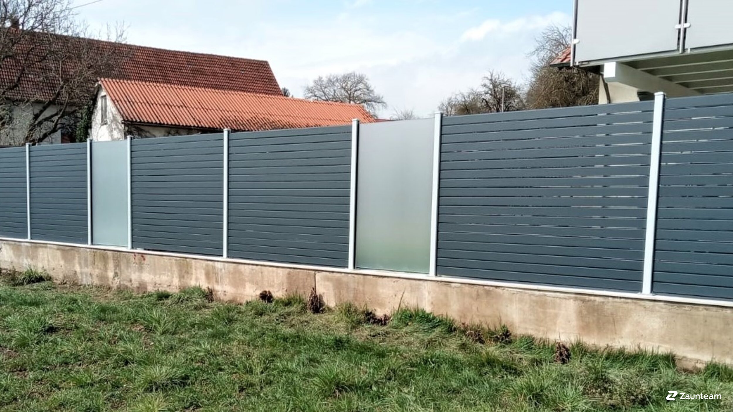 Aluminium Sichtschutz aus dem 2022 in 89613 Hundersingen Deutschland von Zaunteam Oberschwaben.