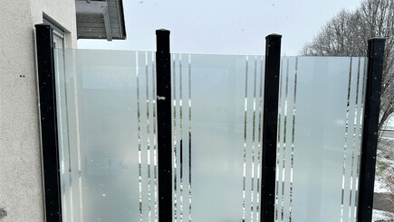 Glas Sichtschutz aus dem 2022 in 89584 Lauterach Deutschland von Zaunteam Oberschwaben.