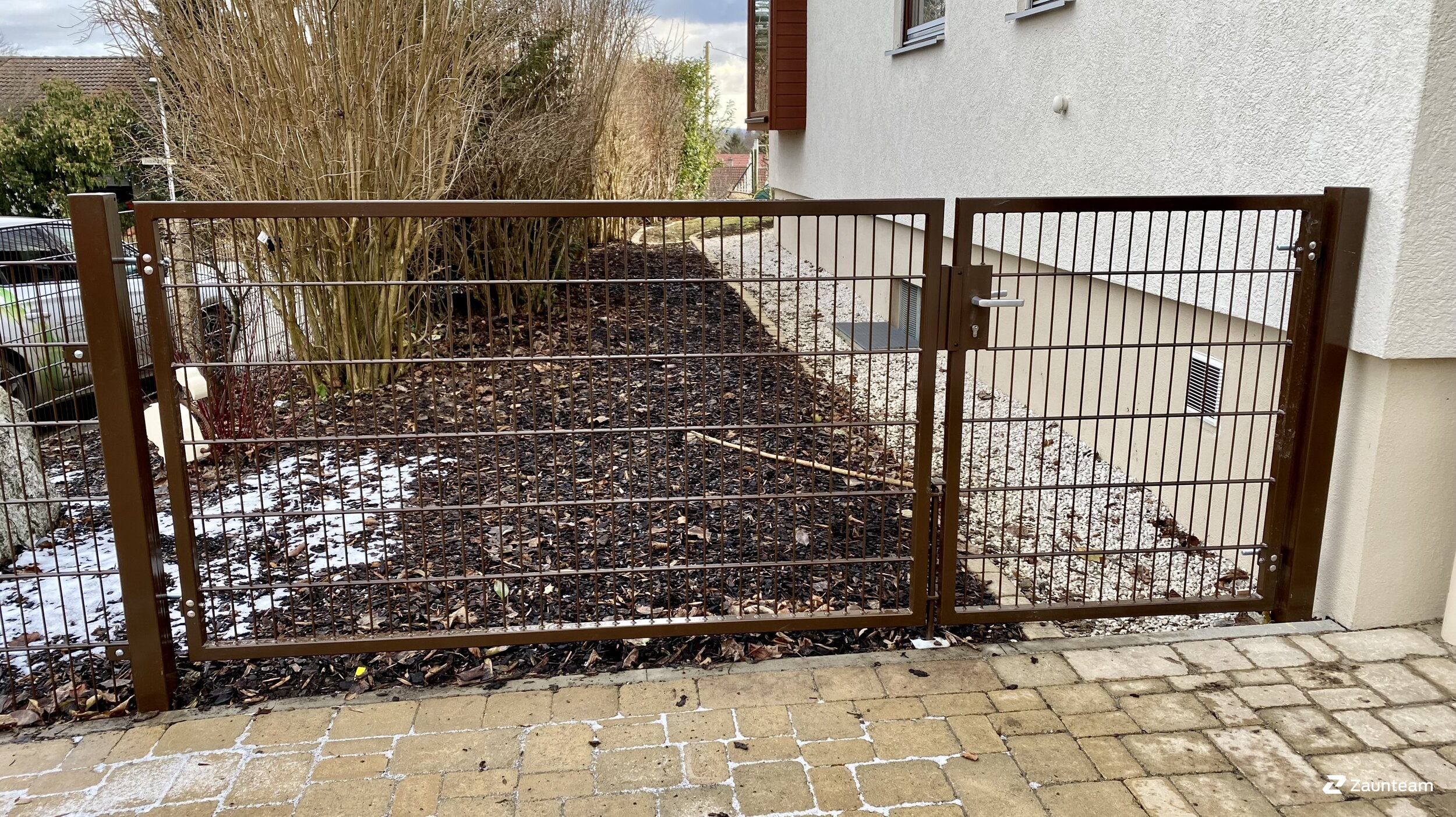 Doppelstabmattenzaun aus dem 2021 in 88427 Bad Schussenried Deutschland von Zaunteam Oberschwaben.