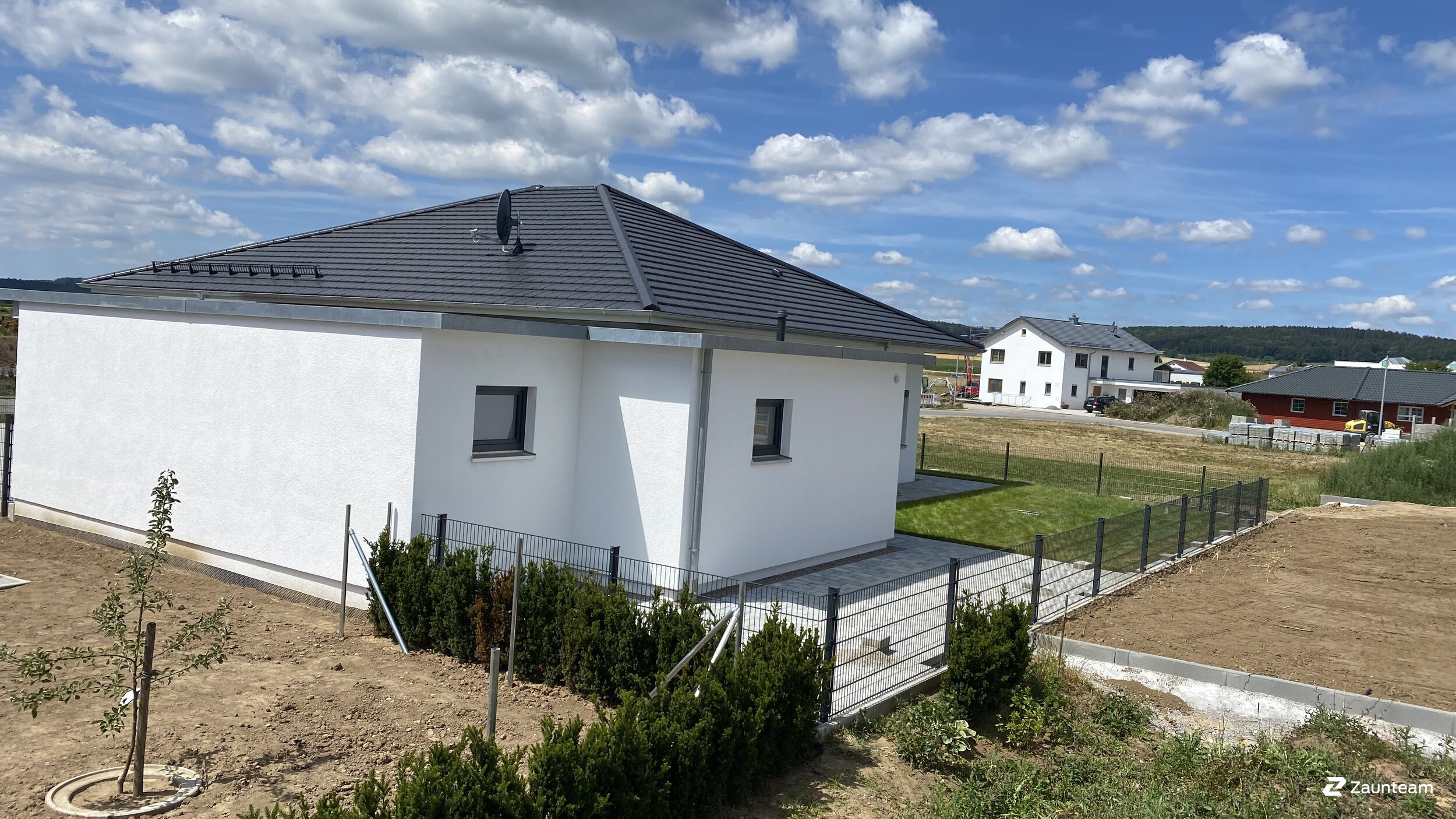 Doppelstabmattenzaun aus dem 2022 in 88515 Langenenslingen Deutschland von Zaunteam Oberschwaben.