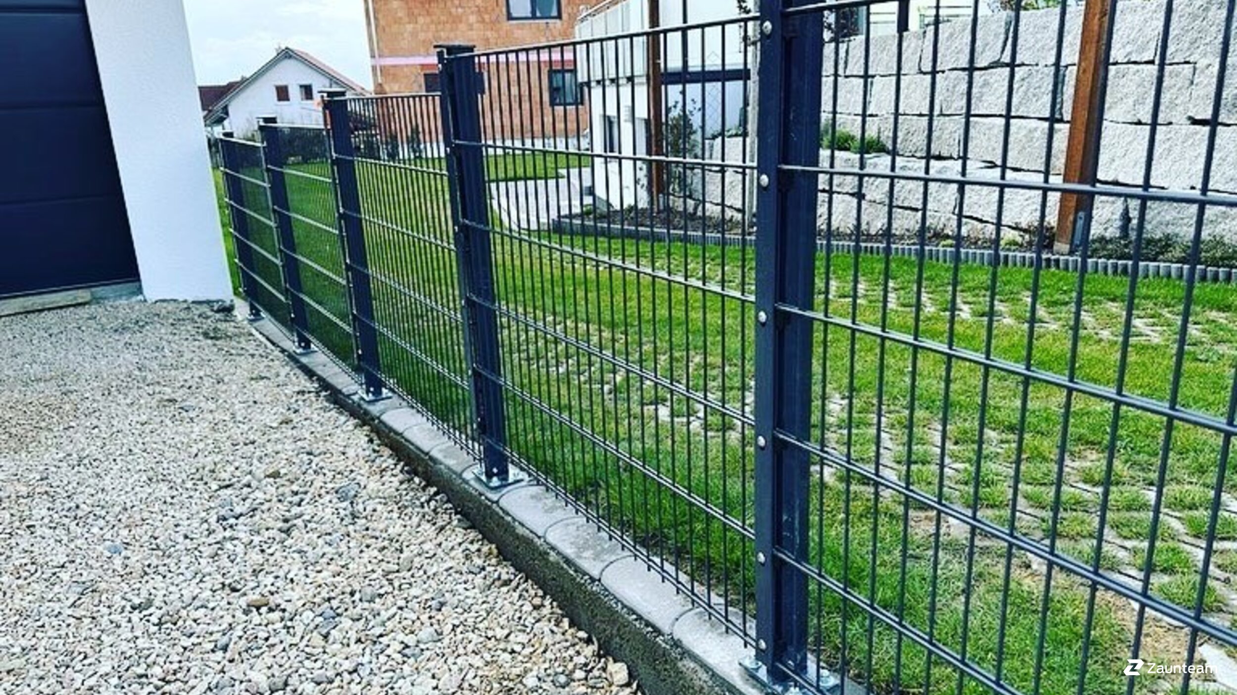 Clôture en panneau double fil de 2023 à 89584 Volkersheim Allemagne de Zaunteam Oberschwaben.