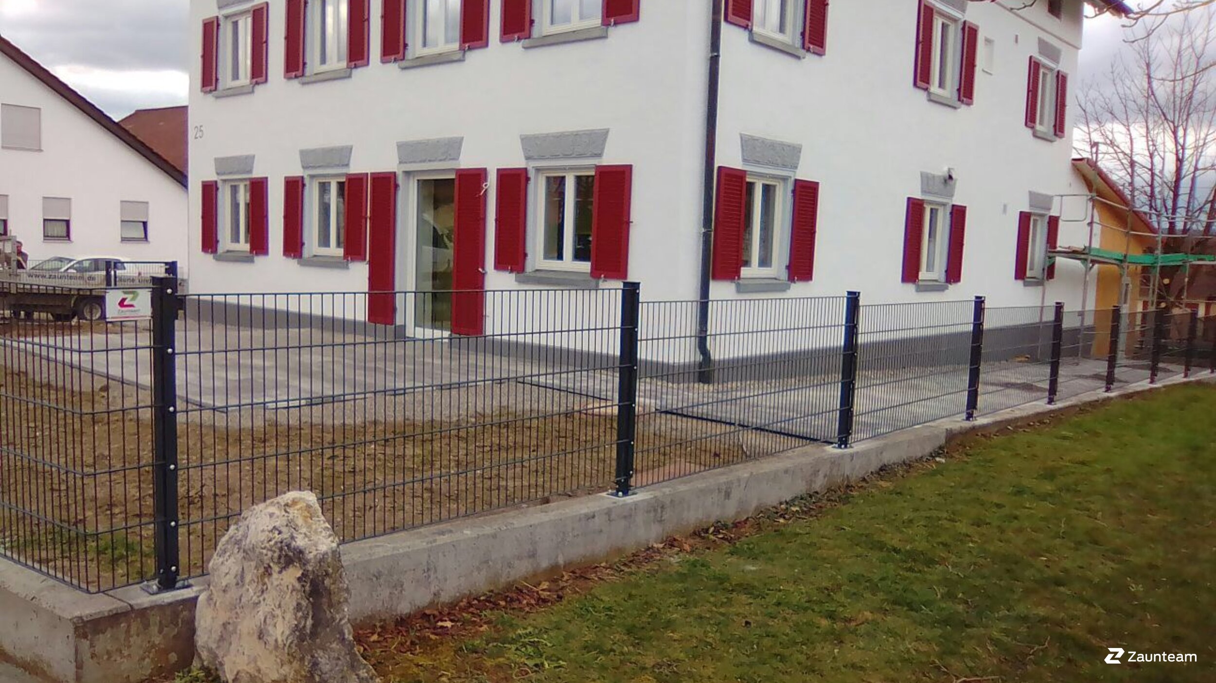 Doppelstabmattenzaun aus dem 2017 in 88527 Möhringen Deutschland von Zaunteam Oberschwaben.