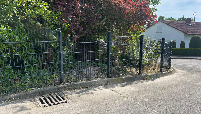 Doppelstabmattenzaun aus dem 2025 in 89617 Untermarchtal Deutschland von Zaunteam Oberschwaben.