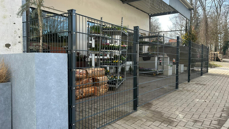 Doppelstabmattenzaun aus dem 2026 in 88326 Aulendorf Deutschland von Zaunteam Oberschwaben.