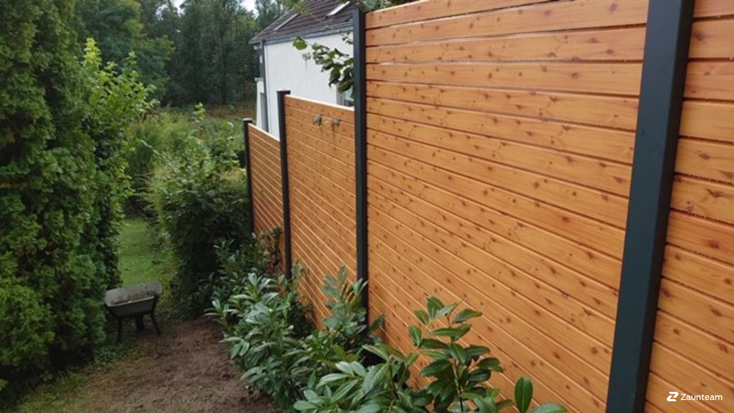 Protection brise-vue en aluminium de 2020 à 99817 Eisenach Allemagne de Zaunteam Thüringer Wald.