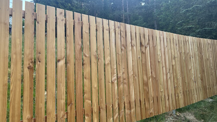 Holz Sichtschutz aus dem 2023 in 98724 Neuhaus OT Lichte Deutschland von Zaunteam Thüringer Wald.