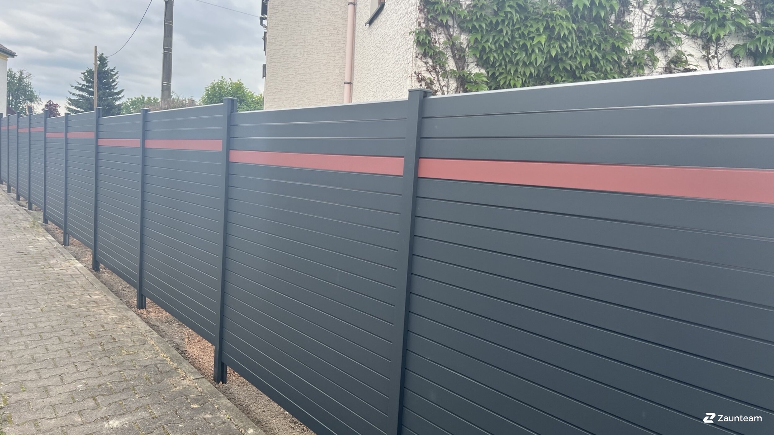 Protection brise-vue en aluminium de 2024 à 96515 Sonneberg Allemagne de Zaunteam Thüringer Wald.