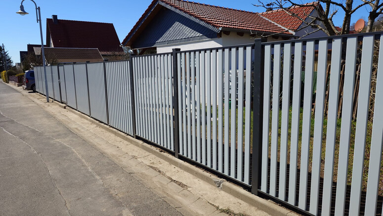 Aluminium Sichtschutz aus dem 2026 in 98673 Eisfeld Deutschland von Zaunteam Thüringer Wald.