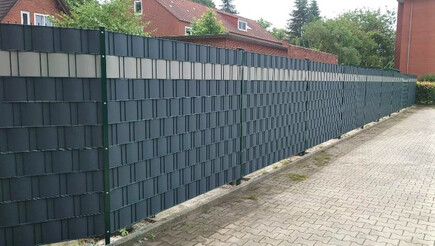 Protection brise-vue en tressage de 2022 à 26789 Leer Allemagne de Zaunteam Emsland.