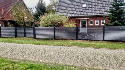 Aluzaun aus dem 2022 in 26629 Großefehn Deutschland von Zaunteam Emsland.