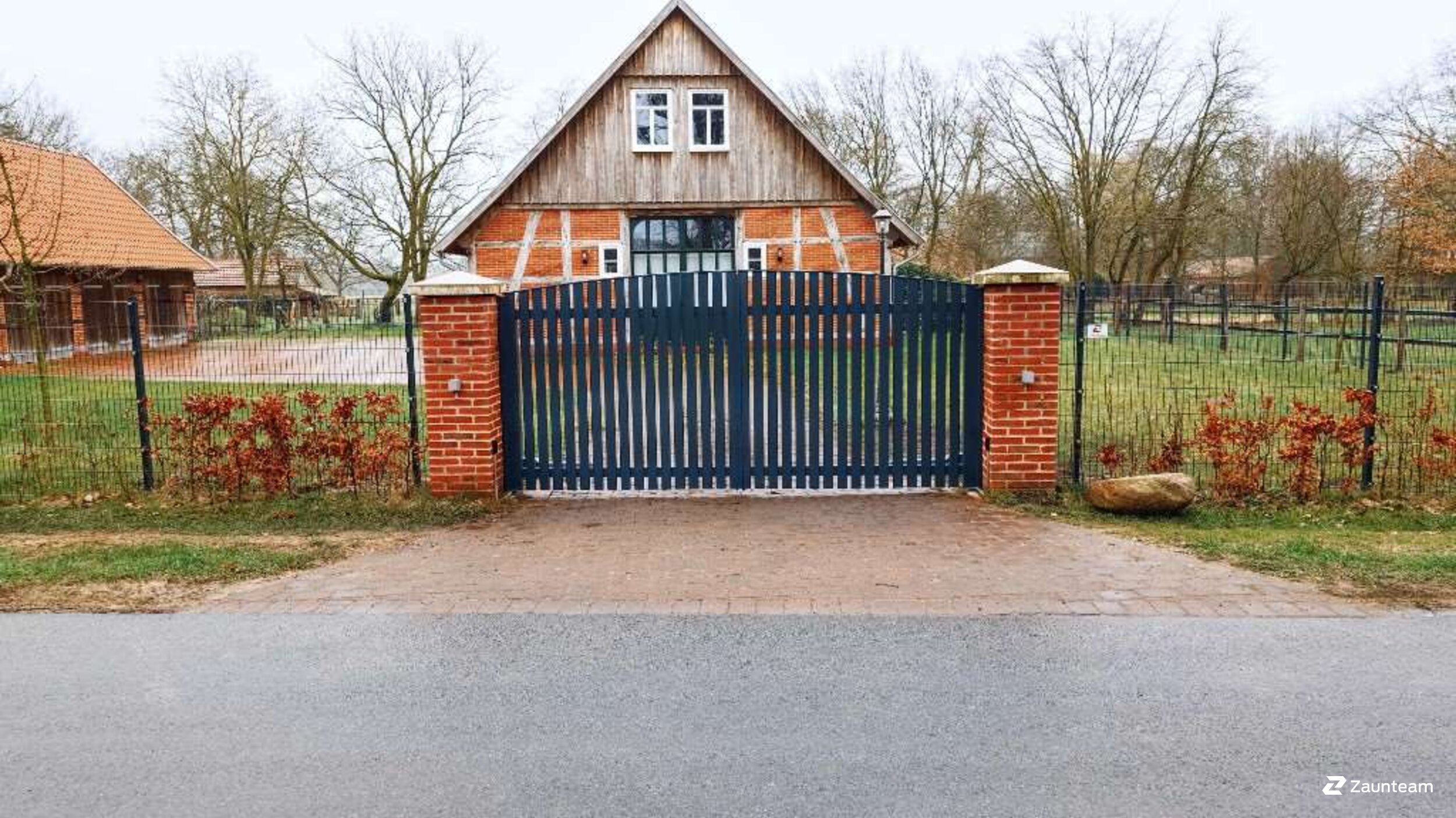 Aluminium Sichtschutz aus dem 2024 in 49632 Essen Deutschland von Zaunteam Emsland.