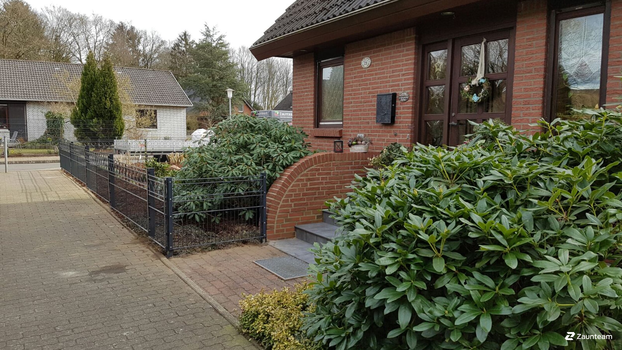 Deko-Doppelstabmattenzaun aus dem 2016 in 25548 Kellinghusen Deutschland von Franchise AG.