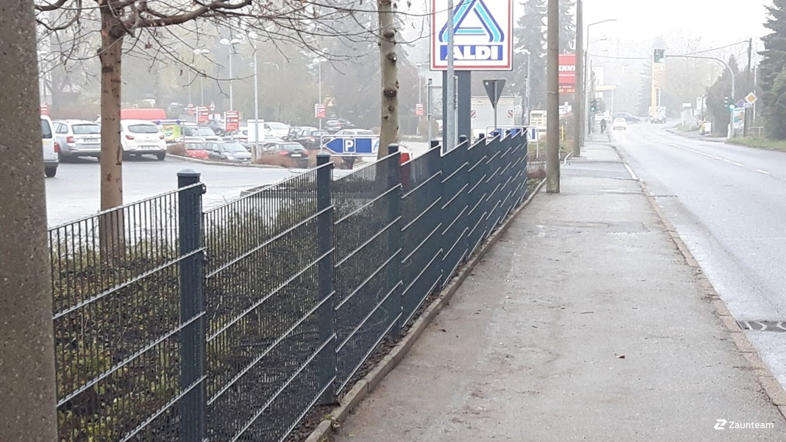 Doppelstabmattenzaun aus dem 2017 in 09599 Freiberg Deutschland von Zaunteam Mittelsachsen.