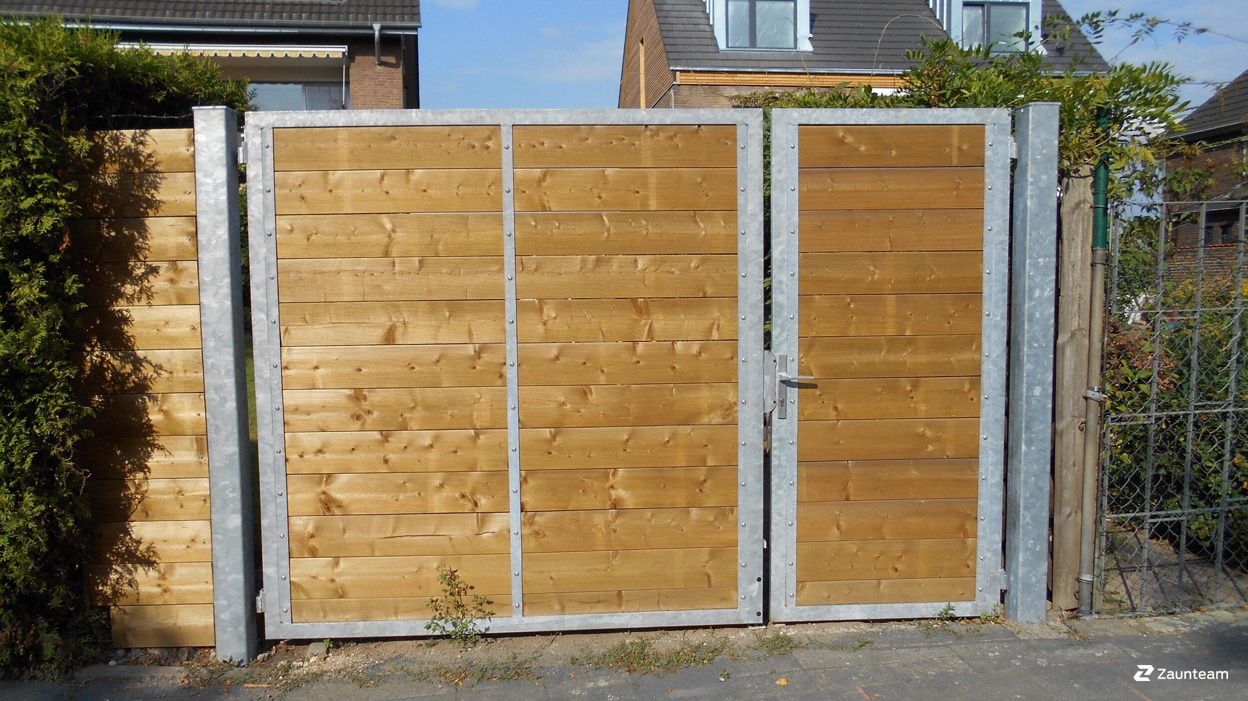 Holz Sichtschutz aus dem 2016 in 41468 Neuss Deutschland von Franchise AG.