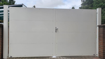 Protection brise-vue en aluminium de 2021 à 41542 Dormagen Allemagne de Franchise AG.
