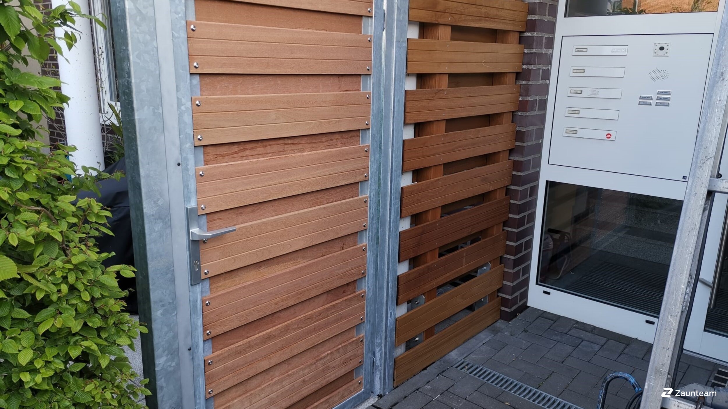 Holz Sichtschutz aus dem 2022 in 40589 Düsseldorf Deutschland von Franchise AG.