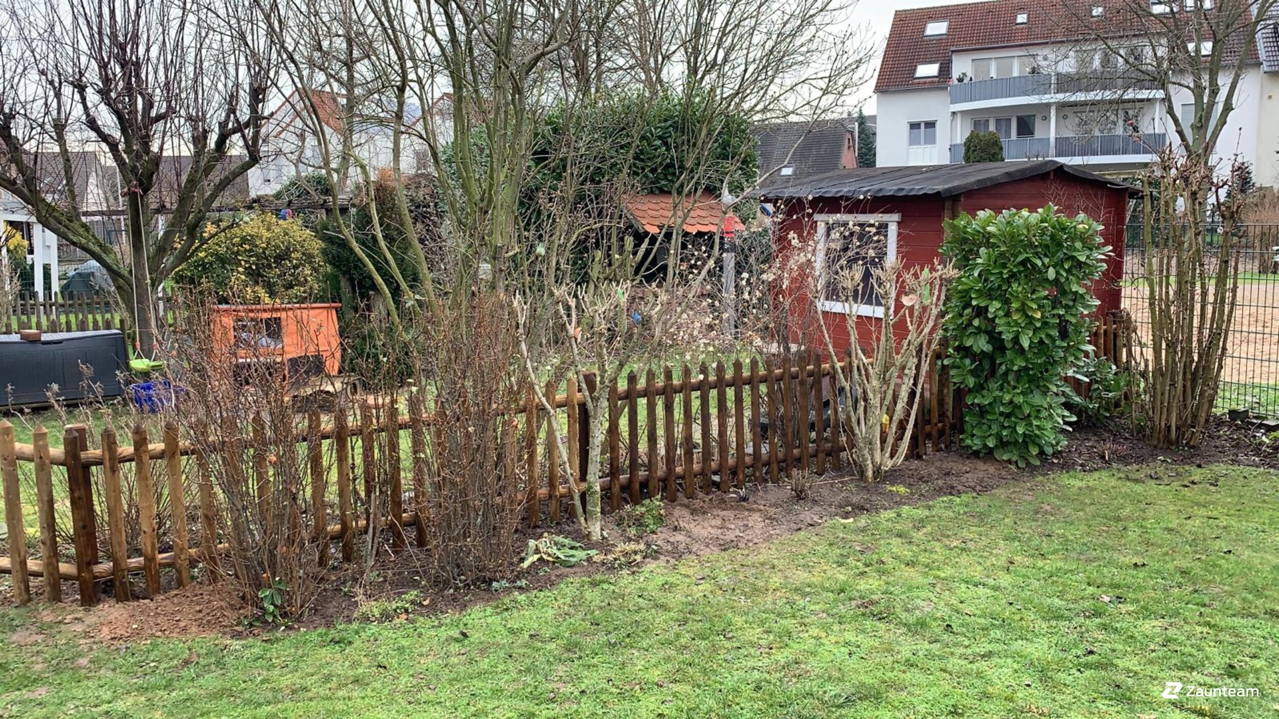 Palisadenzaun aus dem 2021 in 41539 Dormagen Deutschland von Franchise AG.