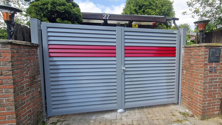 Clôture en aluminium de 2023 à 41469 Neuss Allemagne de Franchise AG.