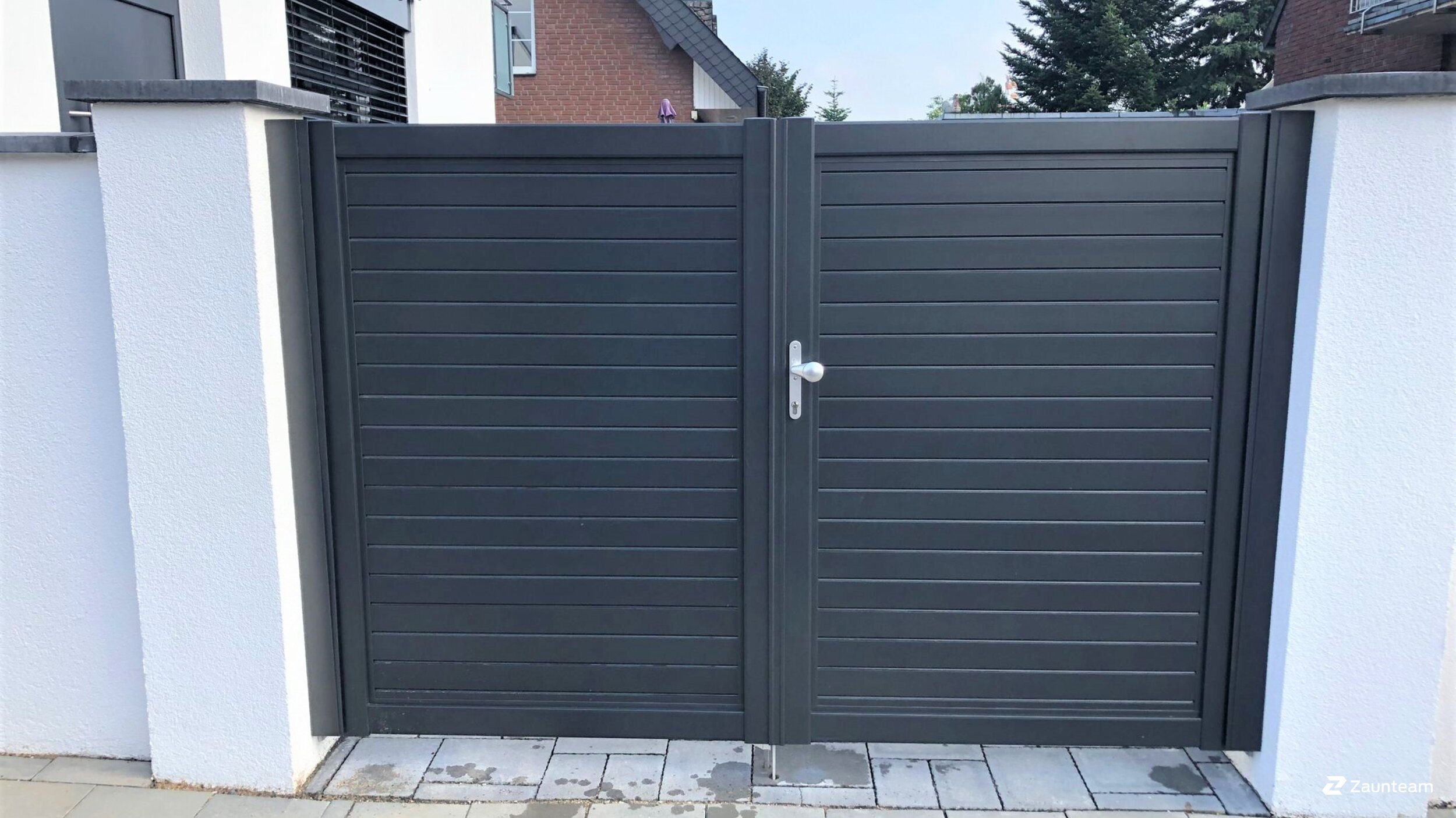 Protection brise-vue en aluminium de 2023 à 41470 Neuss Allemagne de Franchise AG.