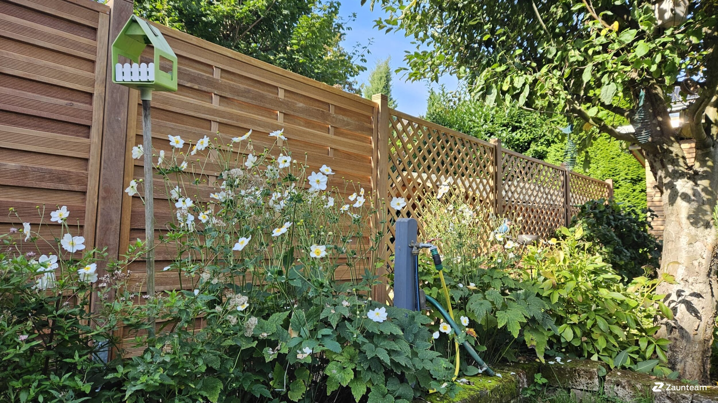 Holz Sichtschutz aus dem 2023 in 41468 Neuss Deutschland von Franchise AG.