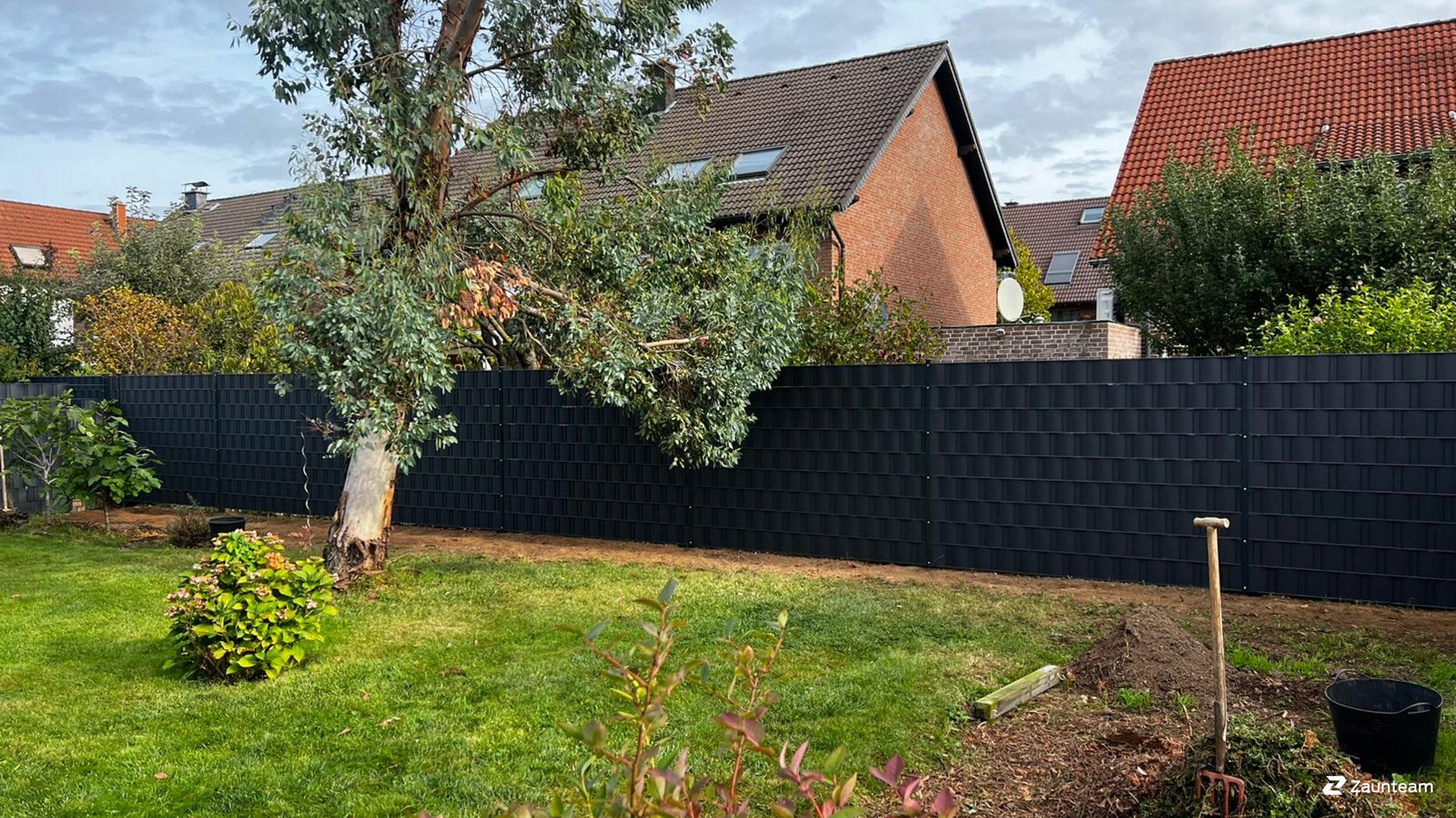 Flecht Sichtschutz aus dem 2023 in 41469 Neuss Deutschland von Franchise AG.