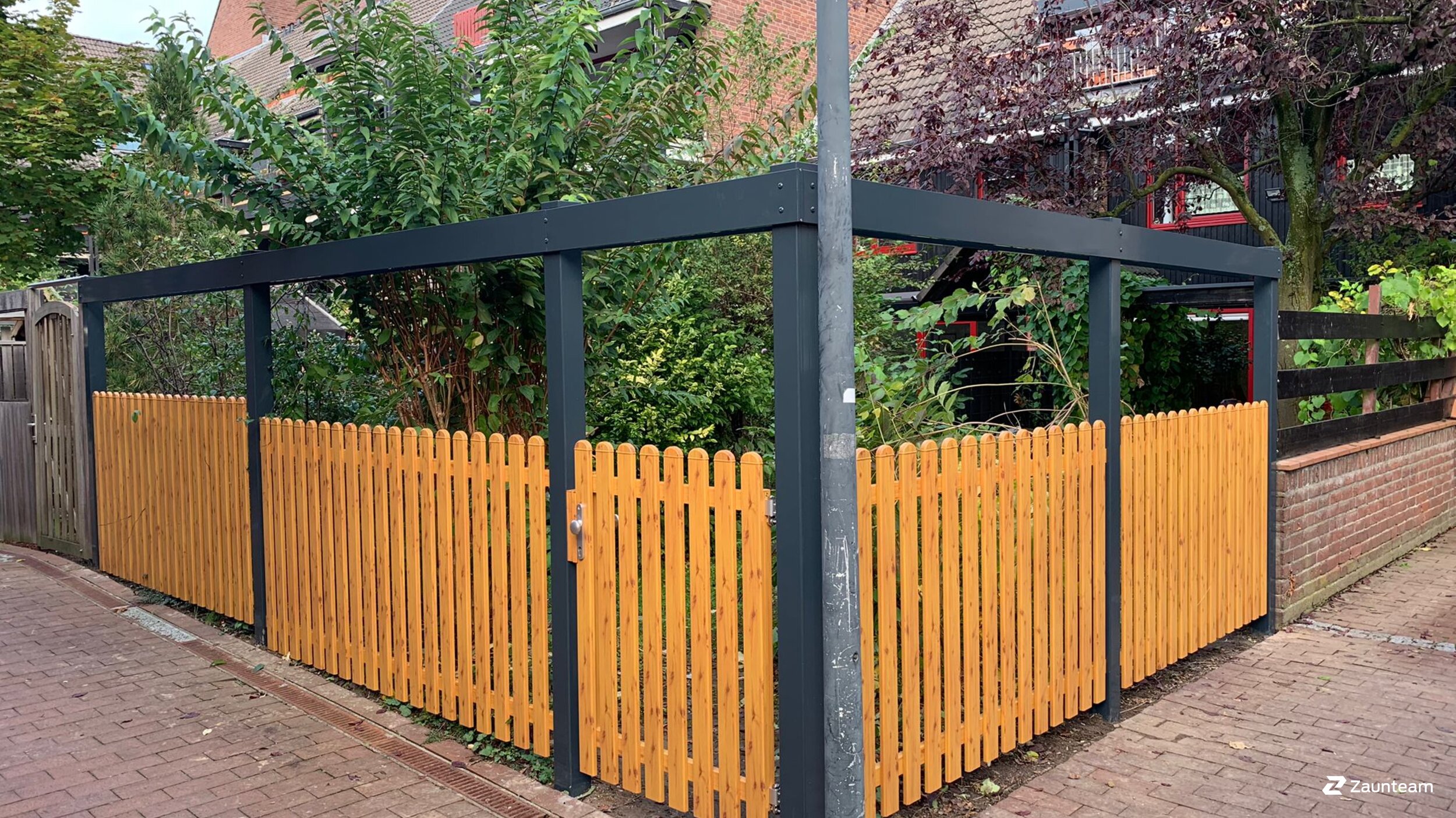 Aluzaun aus dem 2023 in 40591 Düsseldorf Deutschland von Franchise AG.